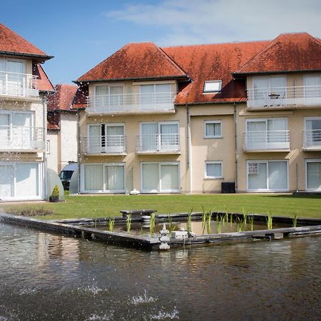 Holiday Suites De Haan Luaran gambar