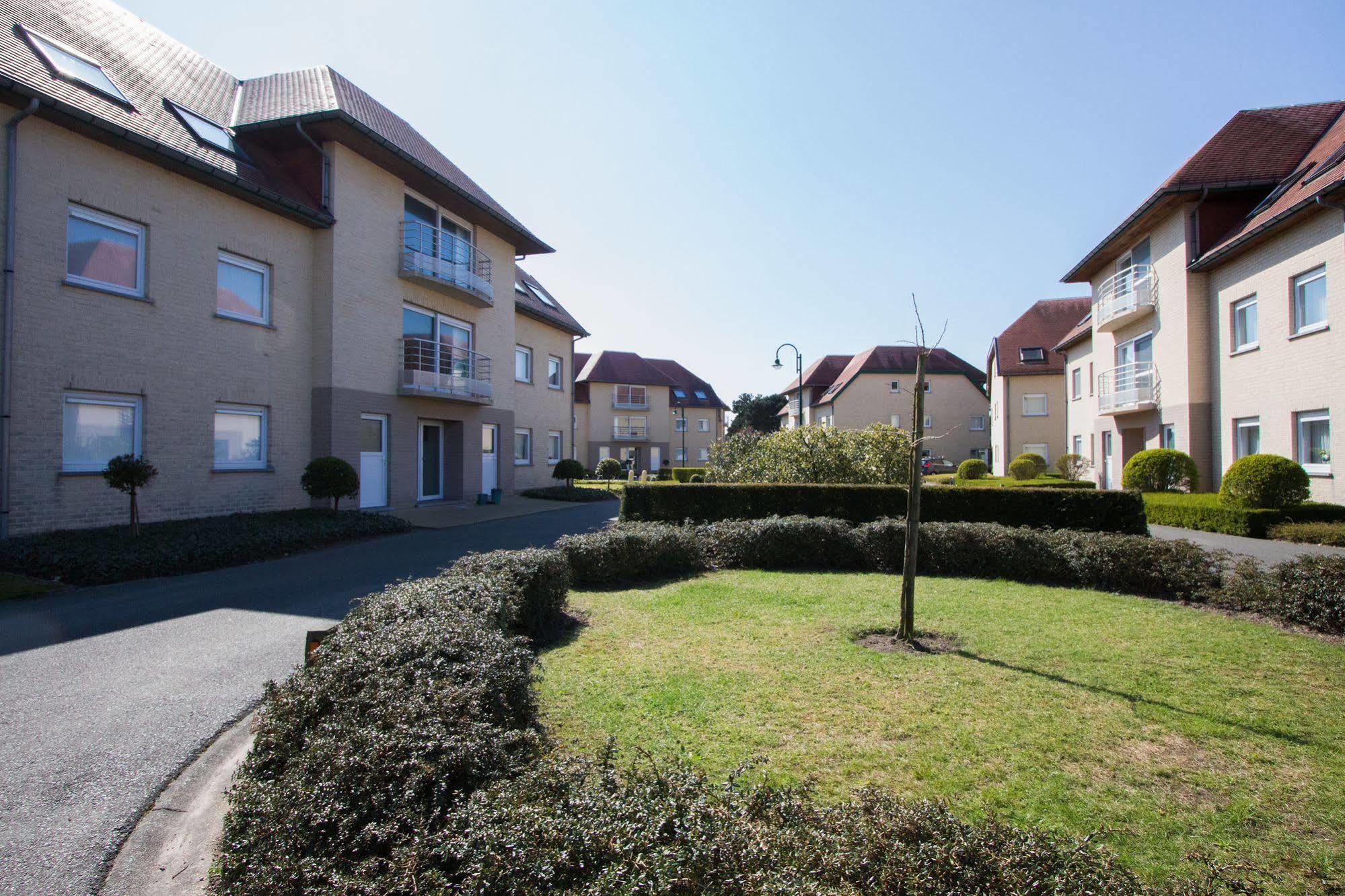 Holiday Suites De Haan Luaran gambar